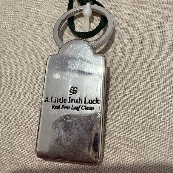 Lucky Irish Friend Keychain with Real Four Leaf Clover & Green Gemstones - Picture 6 of 13